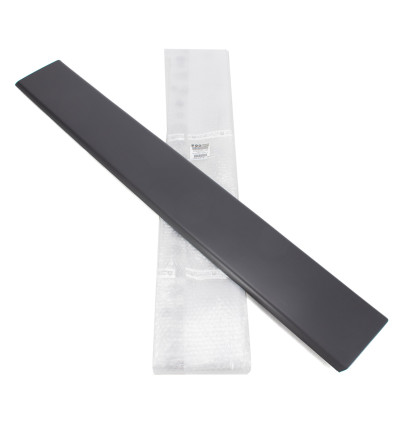 Baguette et bande protectrice, Panneau latérale